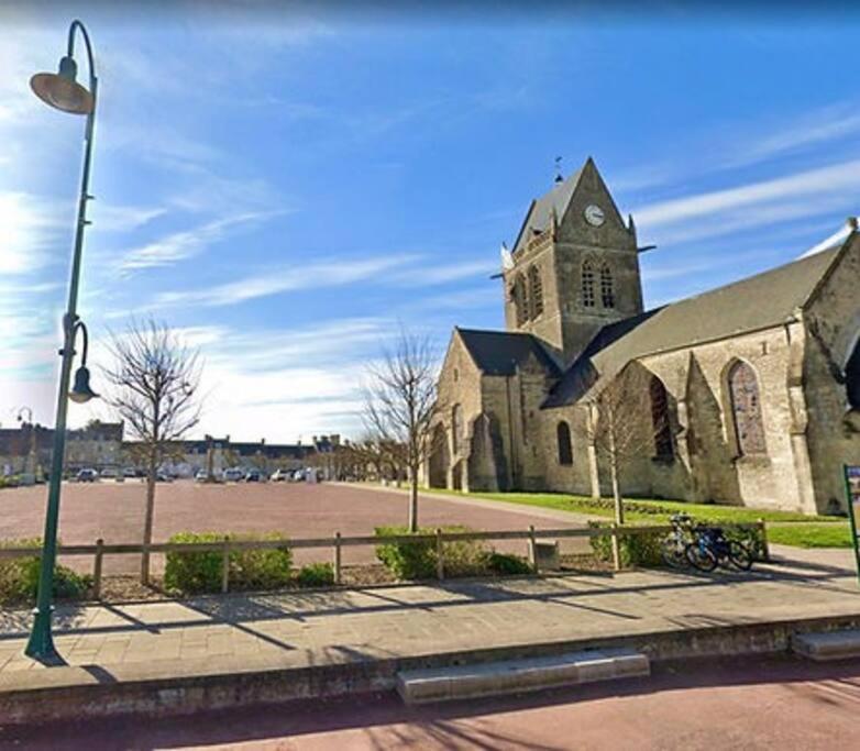 Gite Spacieux Et Chaleureux Sainte-Mère-Église 외부 사진
